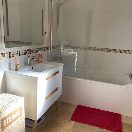 Apartment Dolce - Beautifull -2 Bedroom - Quiet & Stunning Sea View *